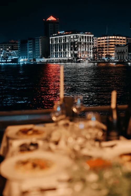 7 Things to Consider When Choosing a Destination for Two